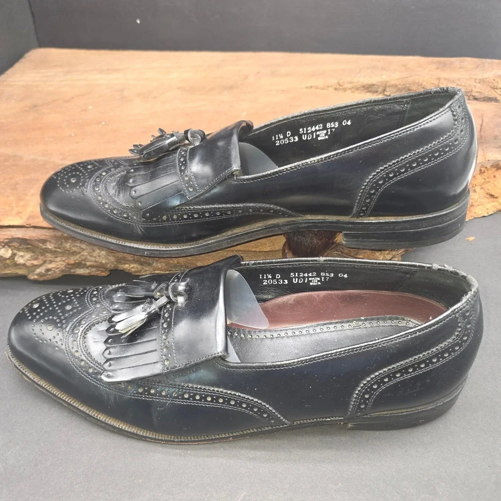 Classic Florsheim Tassel Kiltie Loafers Mens‎ 11.5 D Black Wingtip Brogue Shoes